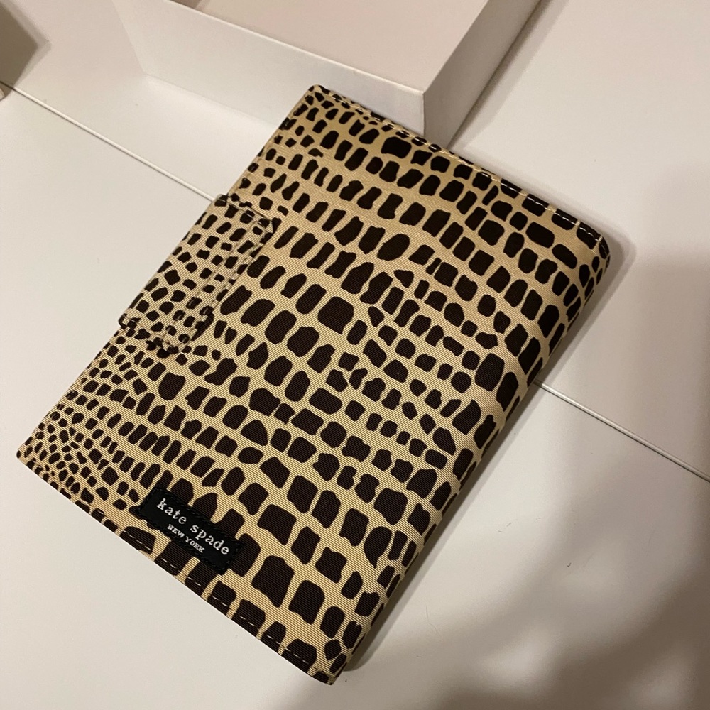 Kate Spade New York Cheetah Print Organizer. Never used.